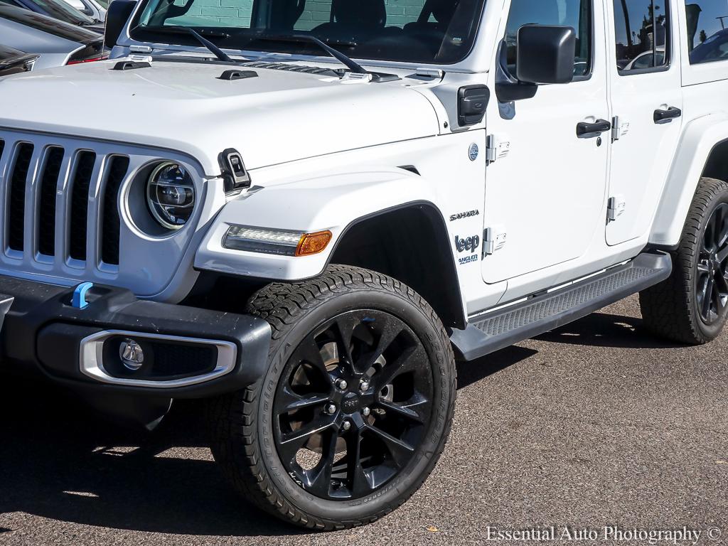 2022 Jeep Wrangler 4xe Unlimited Sahara 4XE 4D SUV 4WD - White exterior view 3