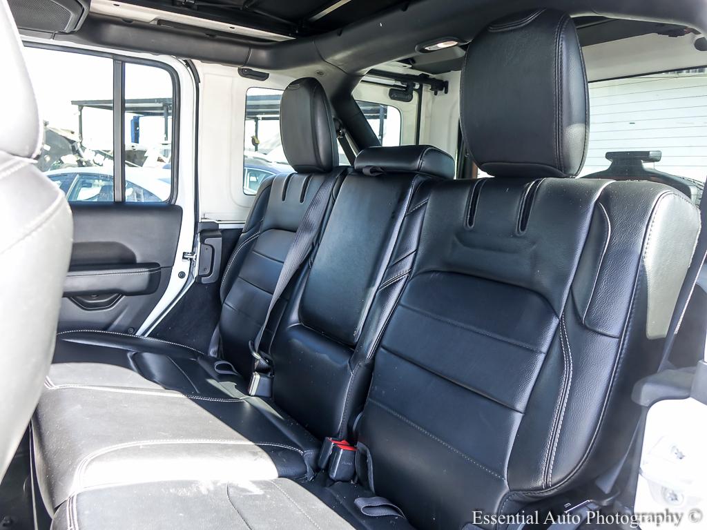 2022 Jeep Wrangler 4xe Unlimited Sahara 4XE 4D SUV 4WD - White exterior view 10