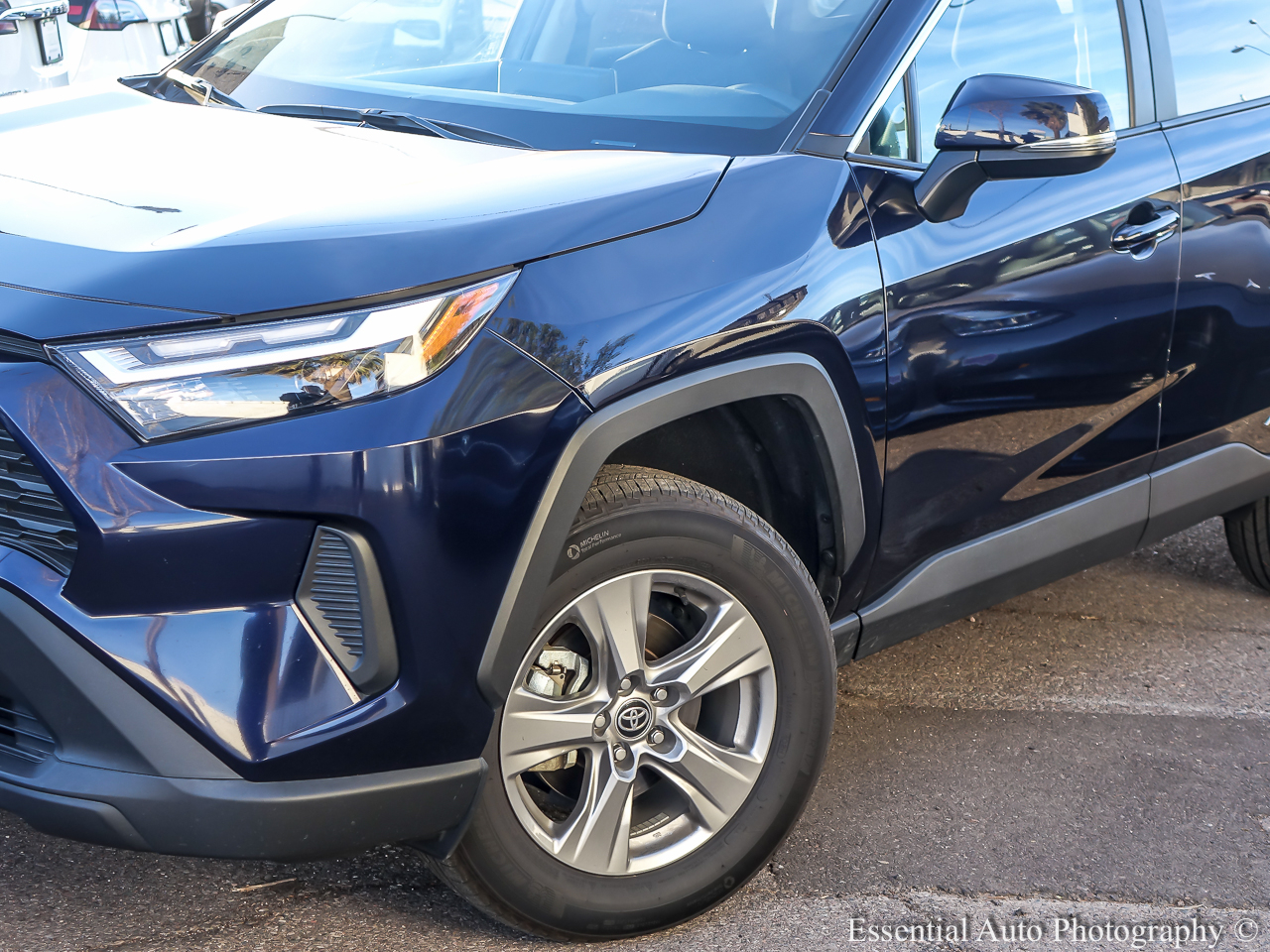 Toyota RAV4 Hybrid XLE 2024