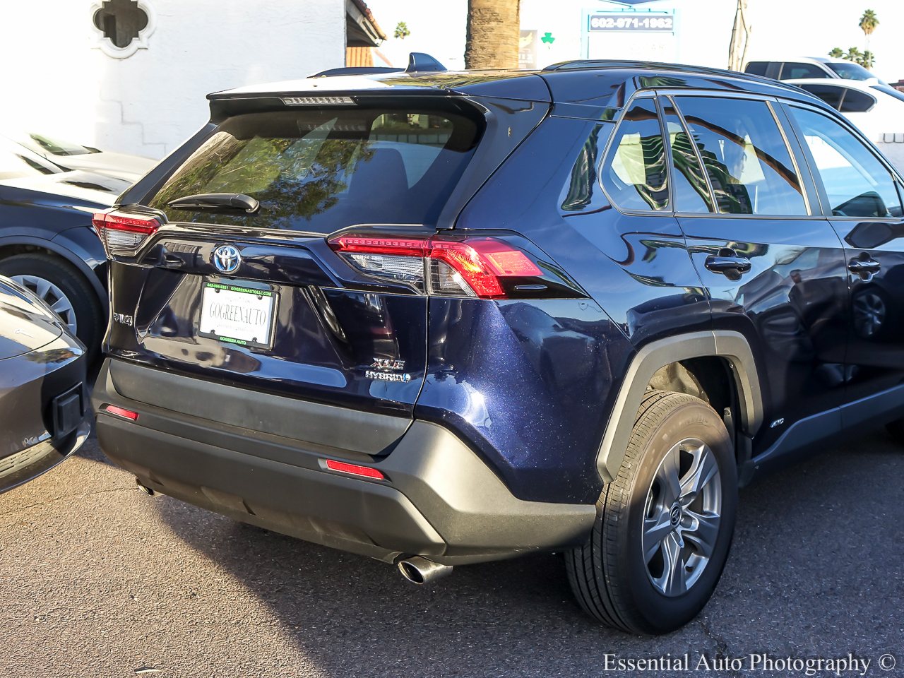 Toyota RAV4 Hybrid XLE 2024
