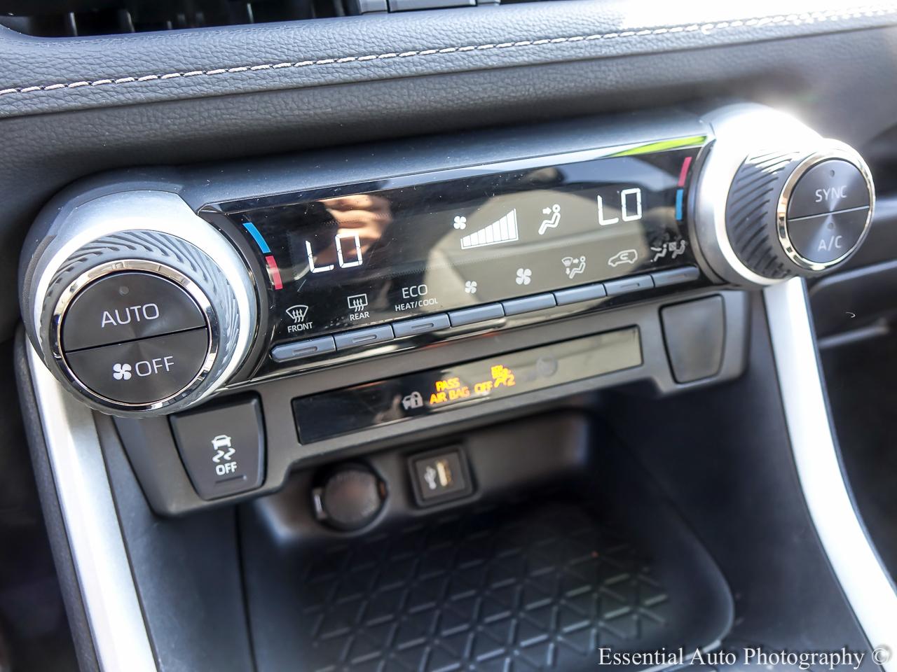 Toyota RAV4 Hybrid  2024