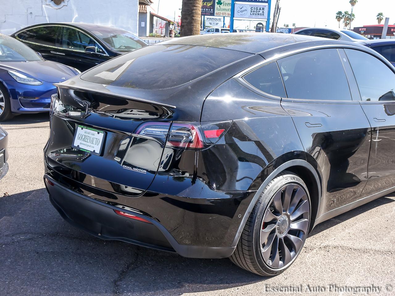 2020 Tesla Model Y Performance 4D SUV - White exterior view 5