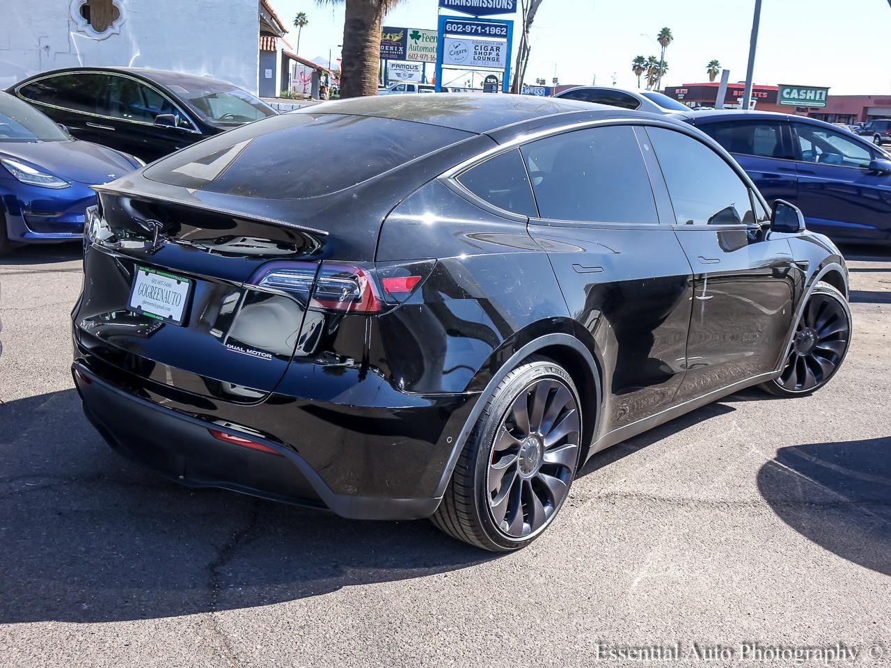 2020 Tesla Model Y Performance 4D SUV - White exterior view 6