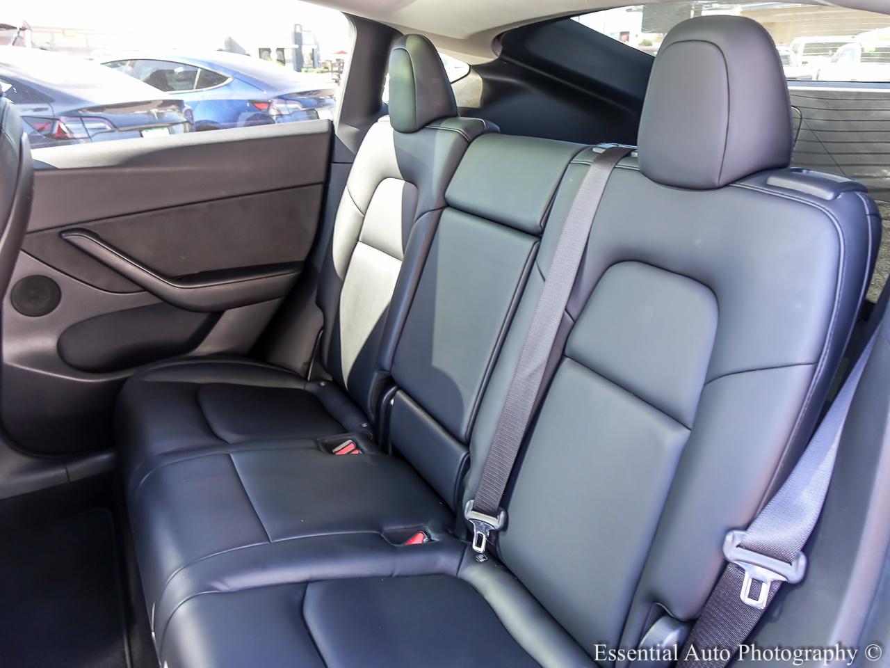 2020 Tesla Model Y Performance 4D SUV - White exterior view 9