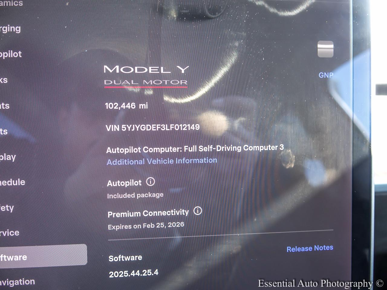 2020 Tesla Model Y Performance 4D SUV - White exterior view 18