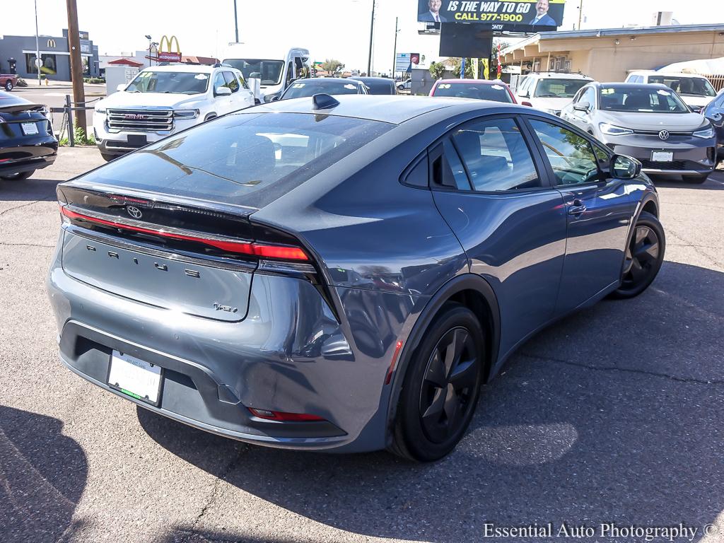 2024 Toyota Prius LE 5D Hatchback - White exterior view 7