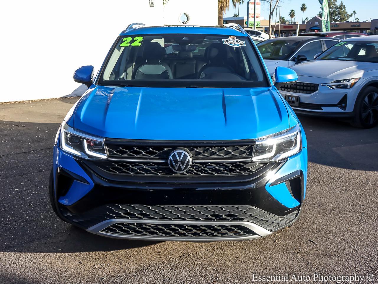 Volkswagen Taos SEL 4D SUV FWD 2022