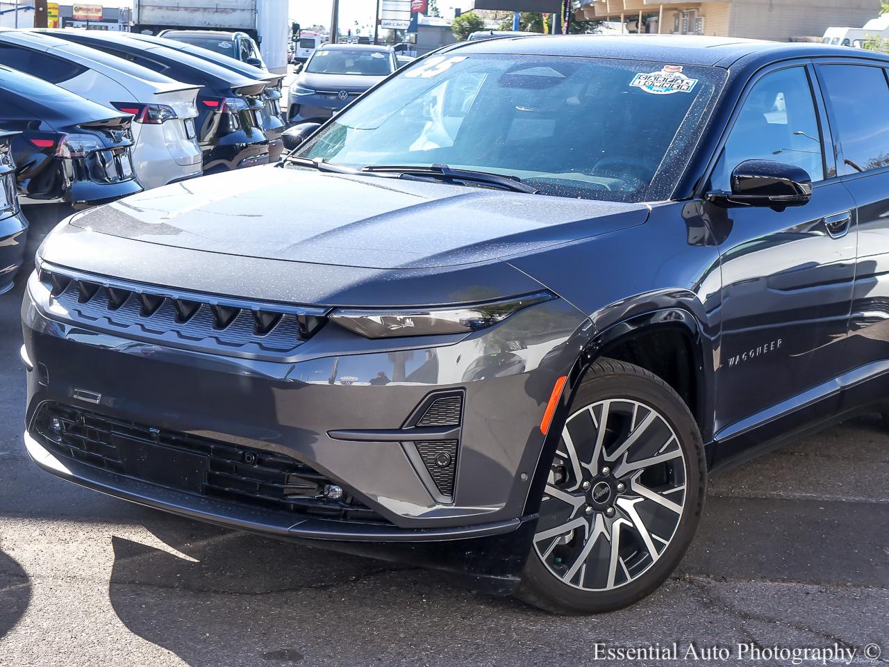 2025 Jeep Wagoneer S Limited 4D SUV 4WD - Gray exterior view 2