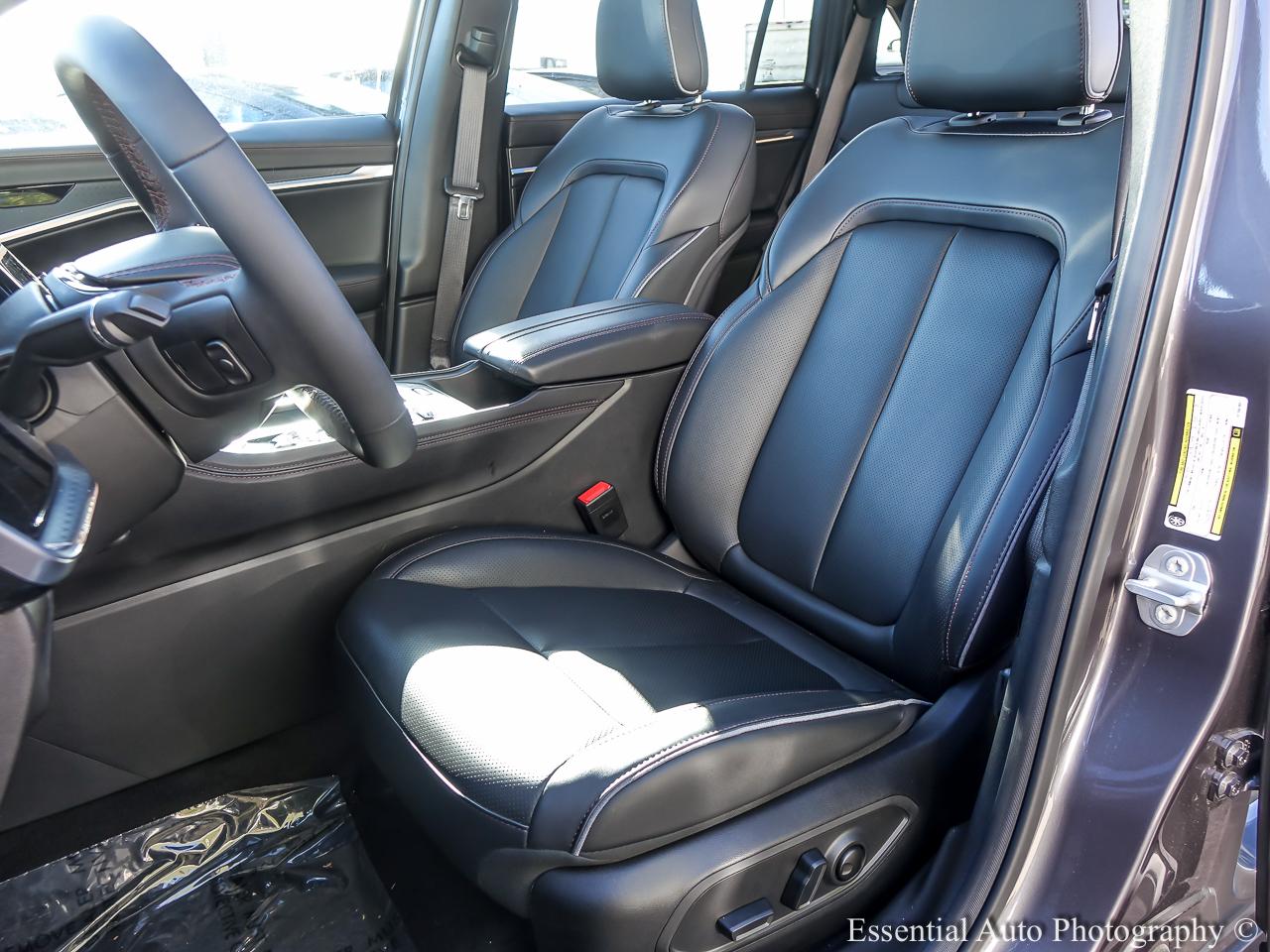 2025 Jeep Wagoneer S Limited 4D SUV 4WD - Gray exterior view 6