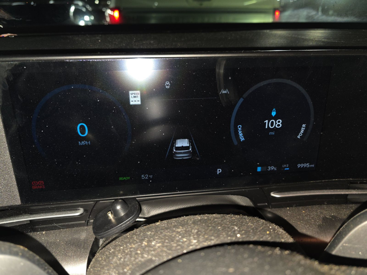 Hyundai Kona EV SEL 4D SUV FWD 2024