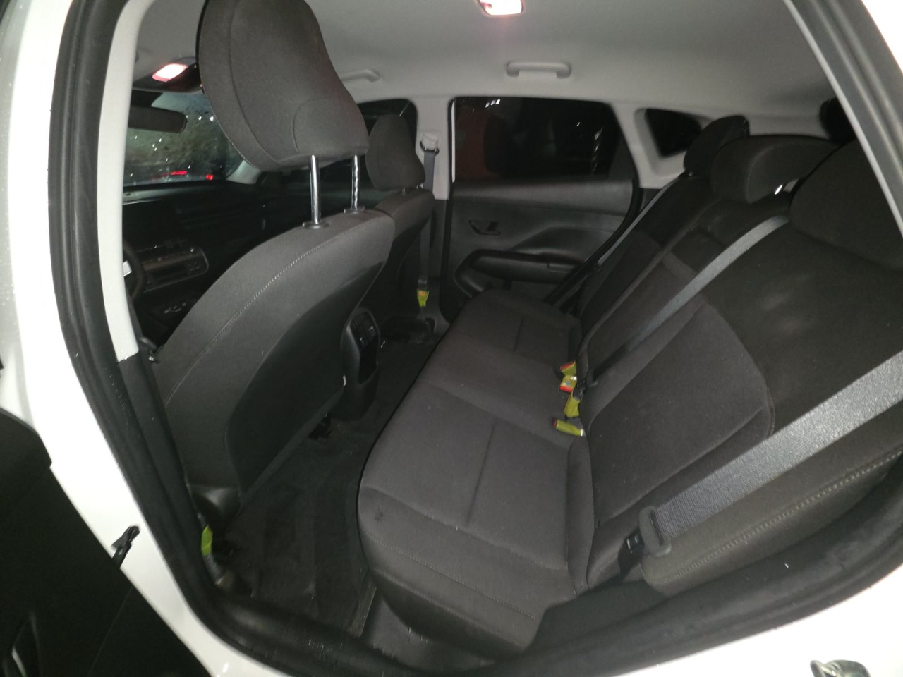 Hyundai Kona EV SEL 4D SUV FWD 2024