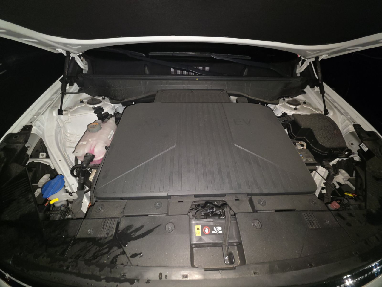 Hyundai Kona EV SEL 4D SUV FWD 2024