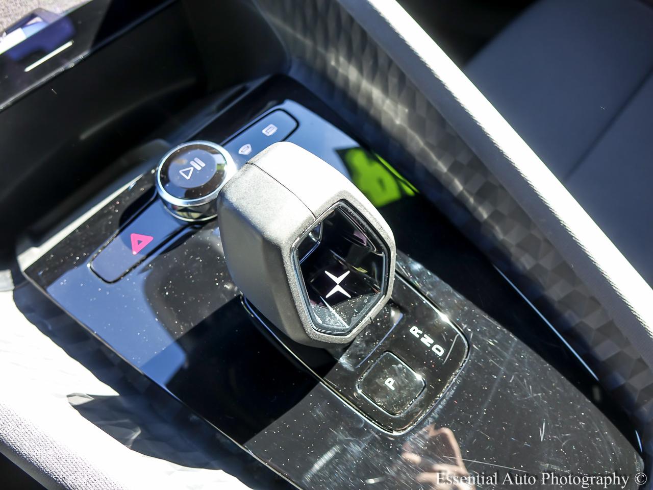 Polestar 2 Base 5D Hatchback RWD 2024