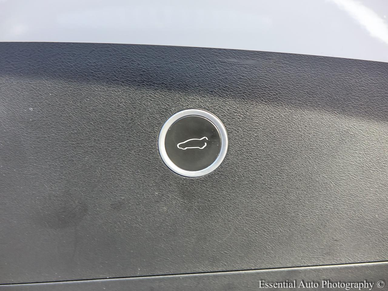 Tesla Model X 75D 2018