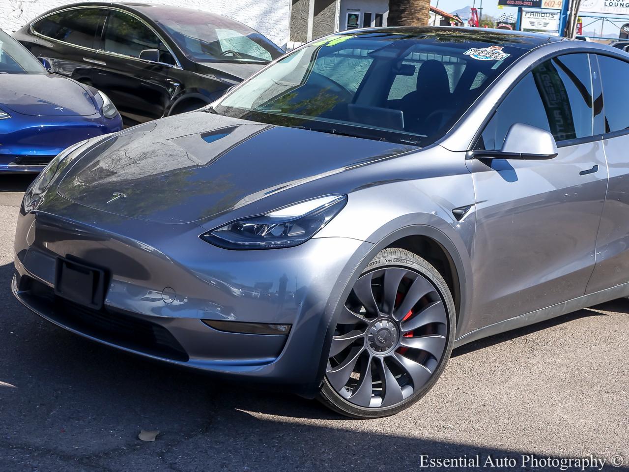 Tesla Model Y Performance 4D SUV AWD 2024