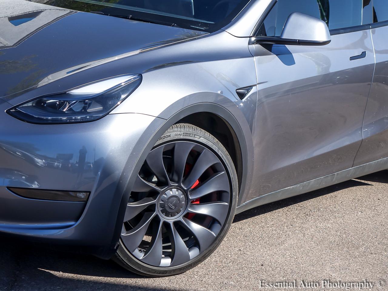 Tesla Model Y Performance 4D SUV AWD 2024