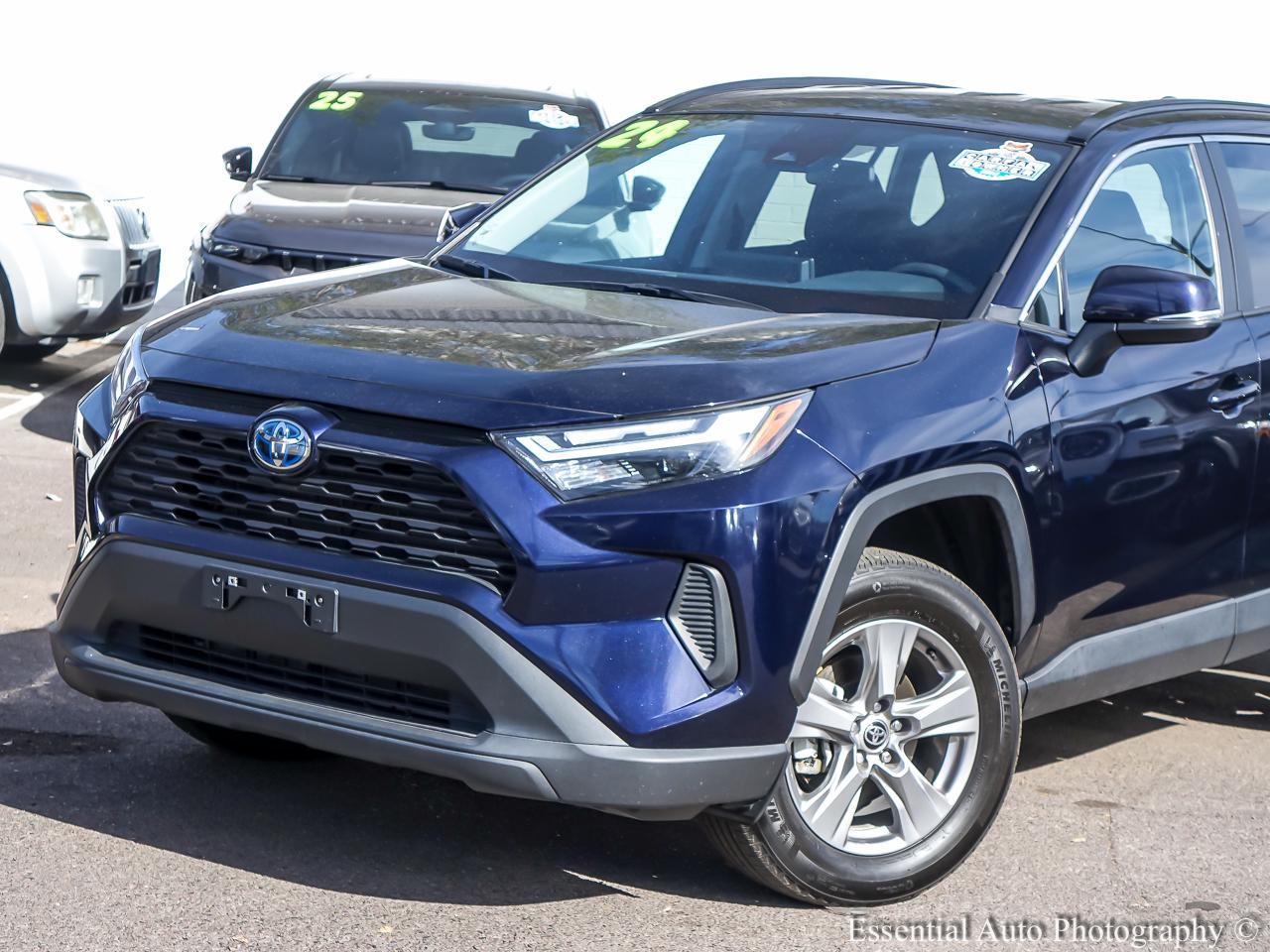 Toyota RAV4 Hybrid AWD 4dr XLE (Natl) 2024