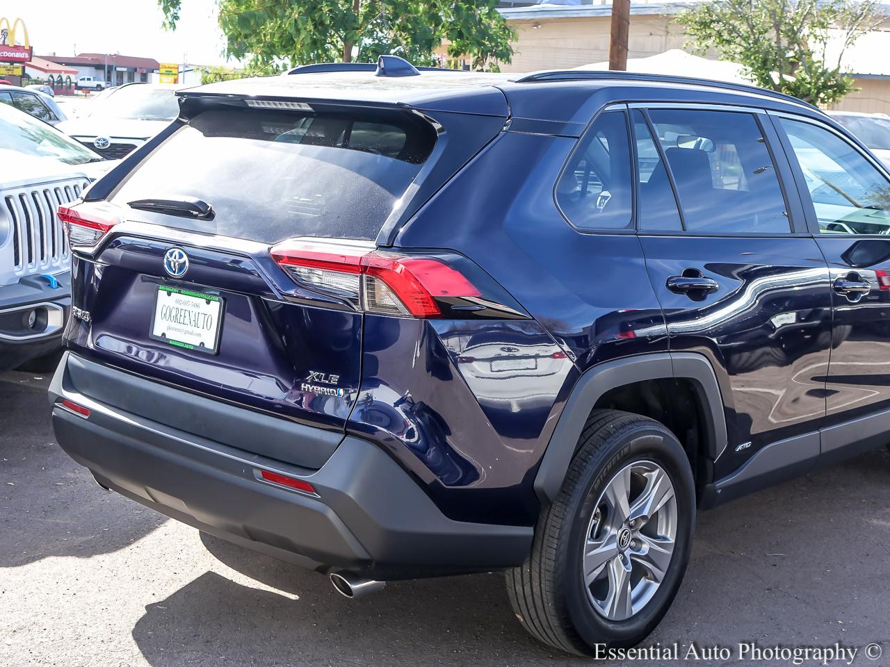 Toyota RAV4 Hybrid AWD 4dr XLE (Natl) 2024