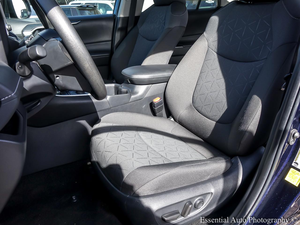 Toyota RAV4 Hybrid AWD 4dr XLE (Natl) 2024