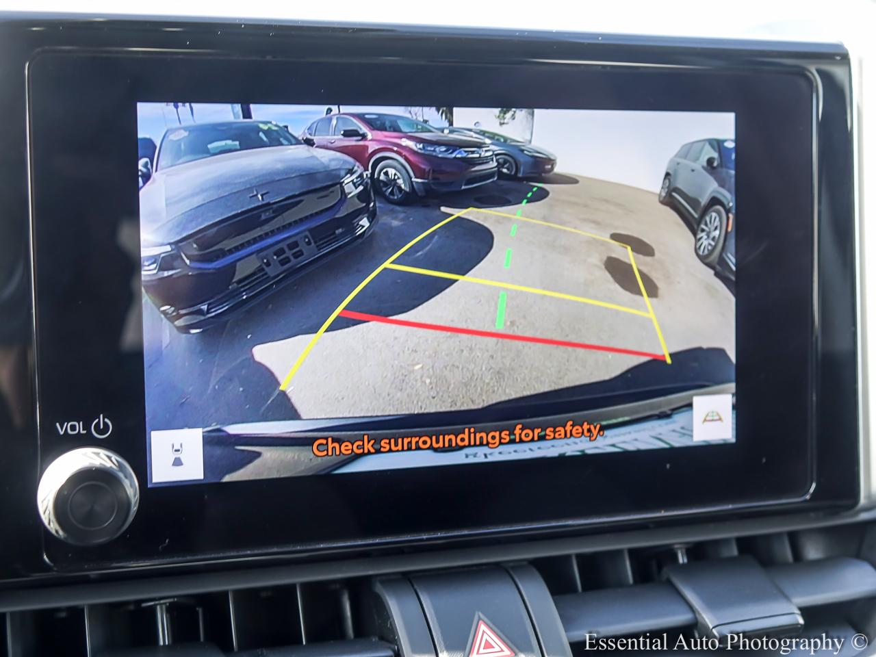 Toyota RAV4 Hybrid AWD 4dr XLE (Natl) 2024