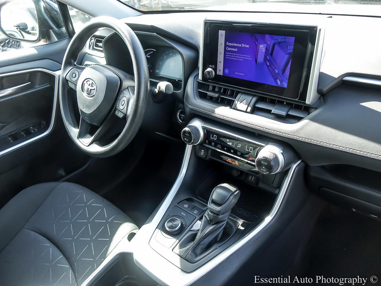 Toyota RAV4 Hybrid AWD 4dr XLE (Natl) 2024