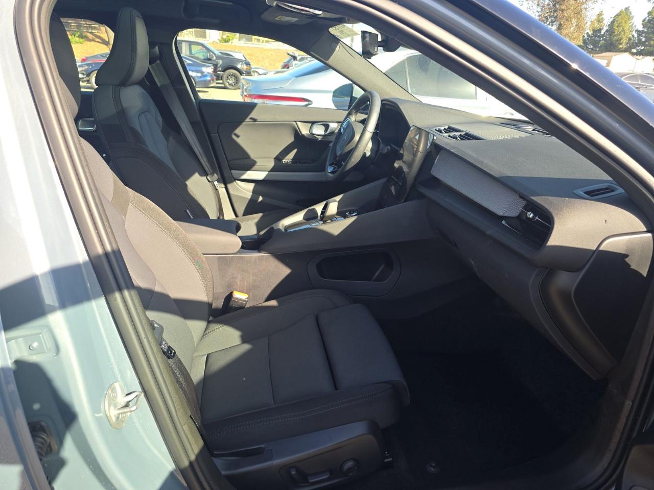 Polestar Polestar 2 Base 5D Hatchback RWD 2024