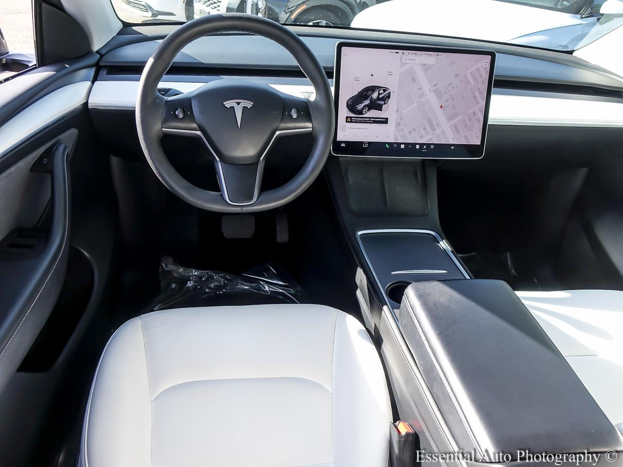 2023 Tesla Model Y Standard Range 4D SUV - Gray exterior view 13