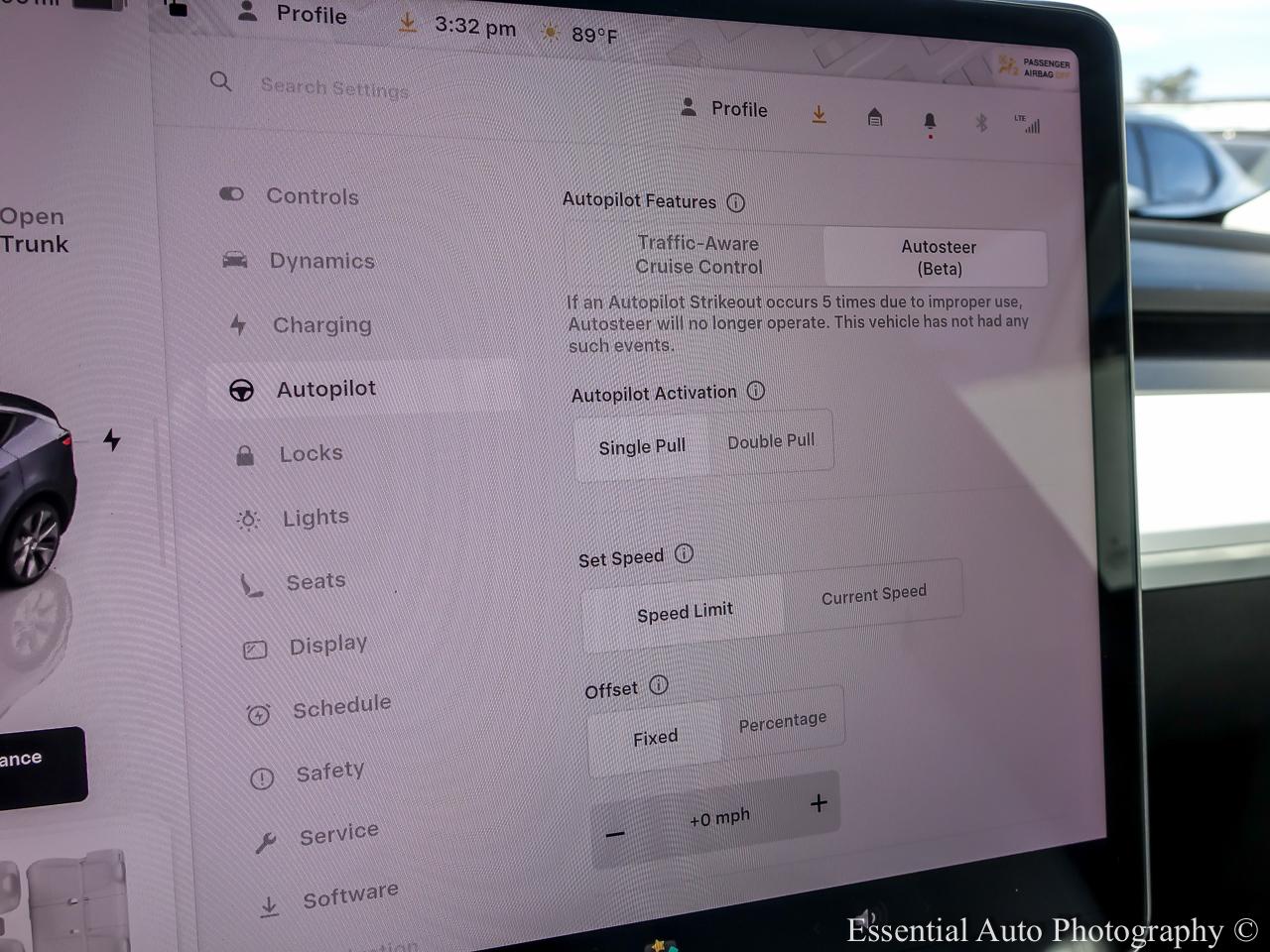2023 Tesla Model Y Standard Range 4D SUV - Gray exterior view 19