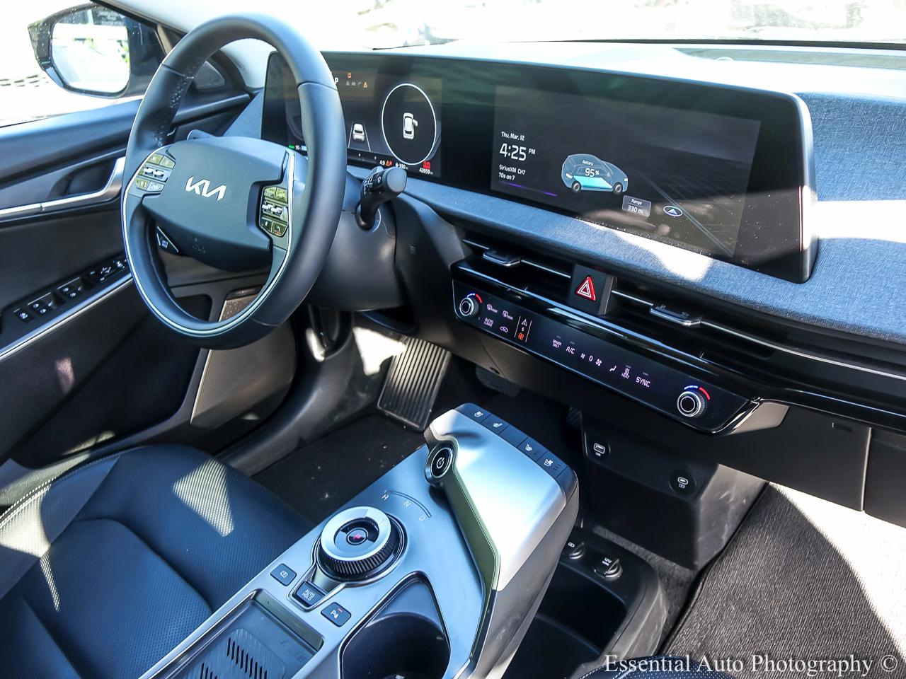 2022 Kia EV6 Wind 4D SUV RWD - White exterior view 16