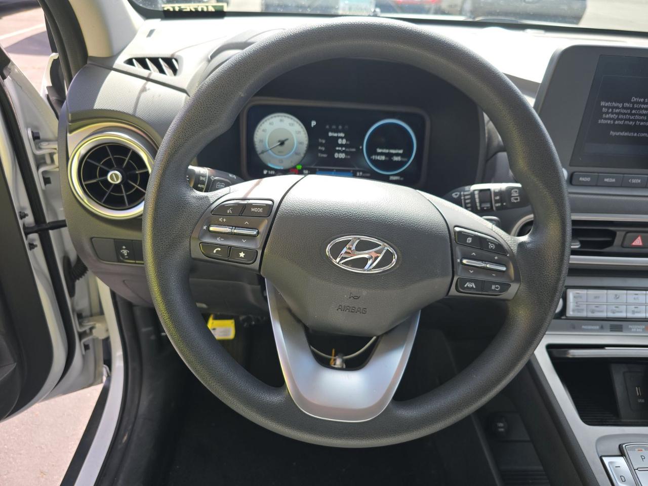 Hyundai Kona EV SE 4D SUV FWD 2023