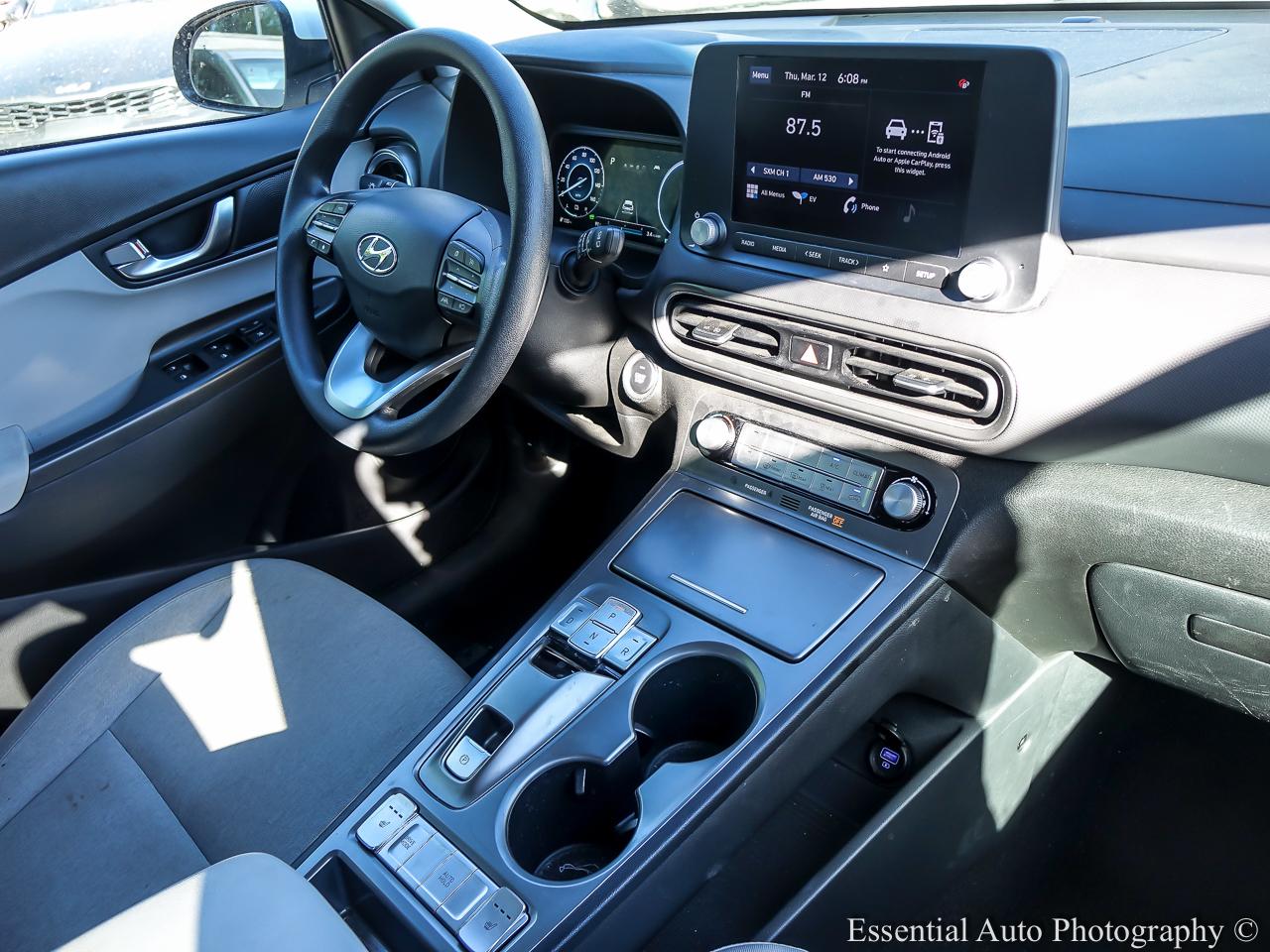 2023 Hyundai Kona EV SE 4D SUV FWD - White exterior view 16