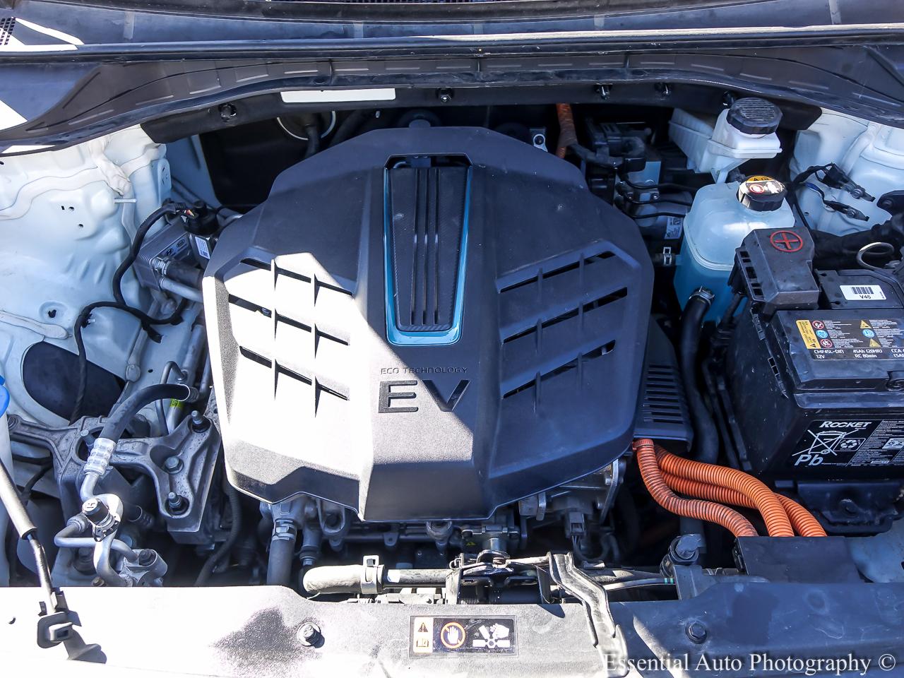 2019 Kia Niro EV EX 4D SUV - White exterior view 19