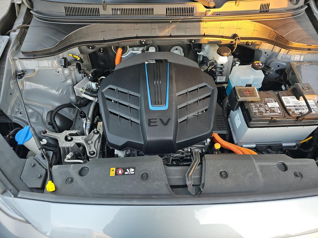 Hyundai Kona EV Limited 4D SUV FWD 2021