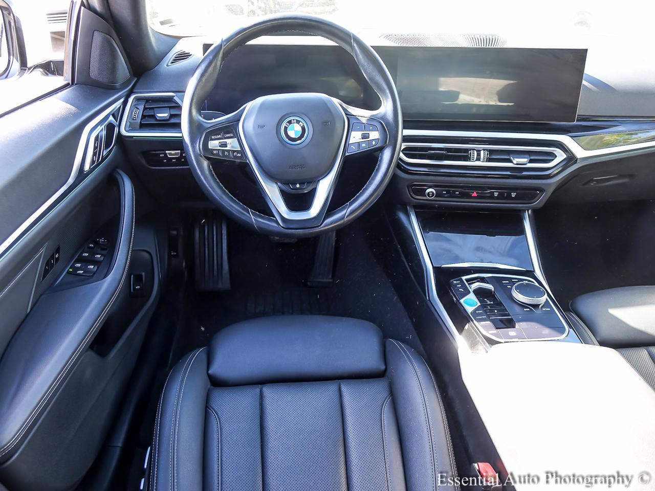 2024 BMW i4 xDrive40 4D Gran Coupe - White exterior view 12