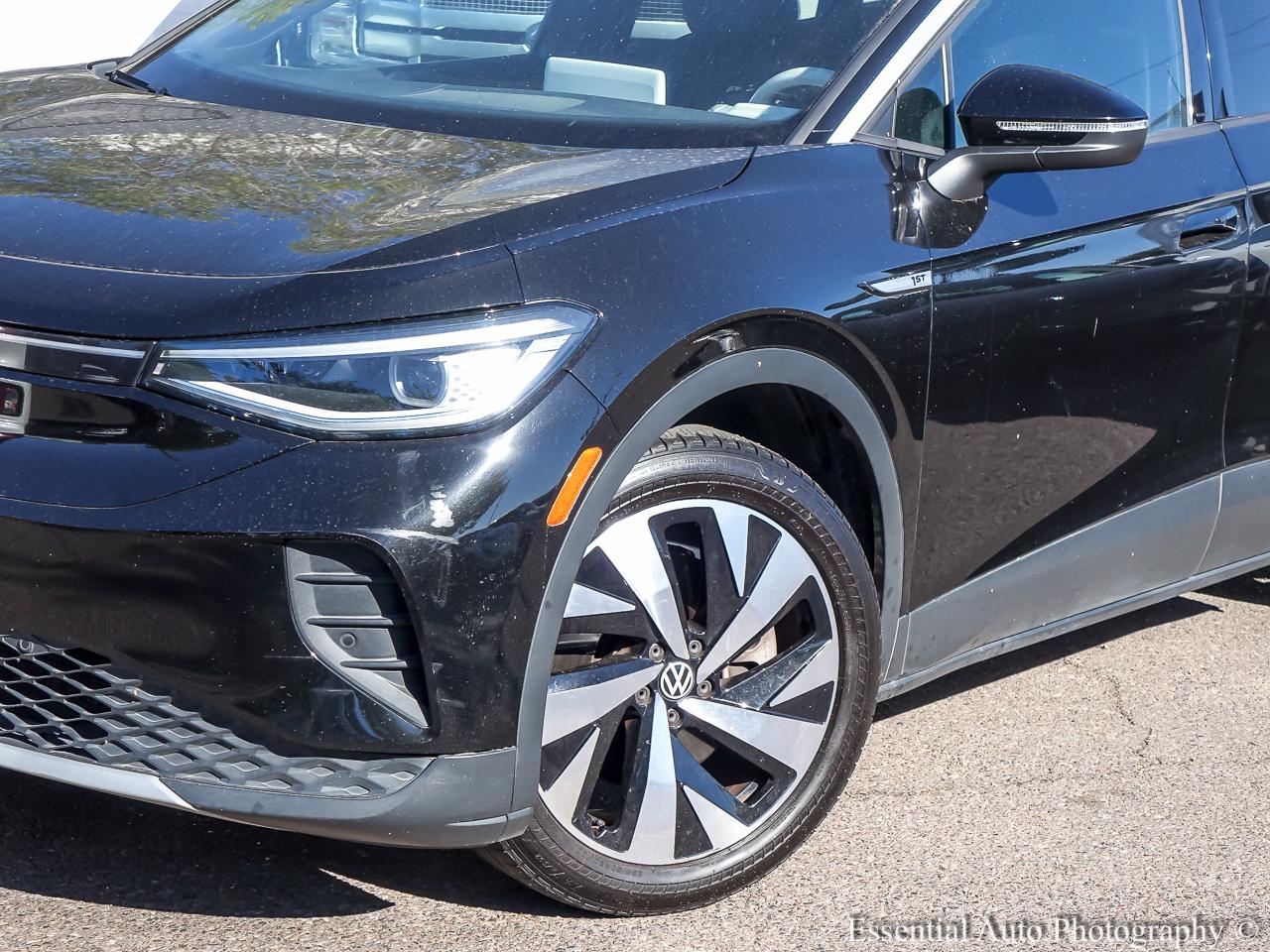 2021 Volkswagen ID.4 1st Edition 4D SUV - Black exterior view 3