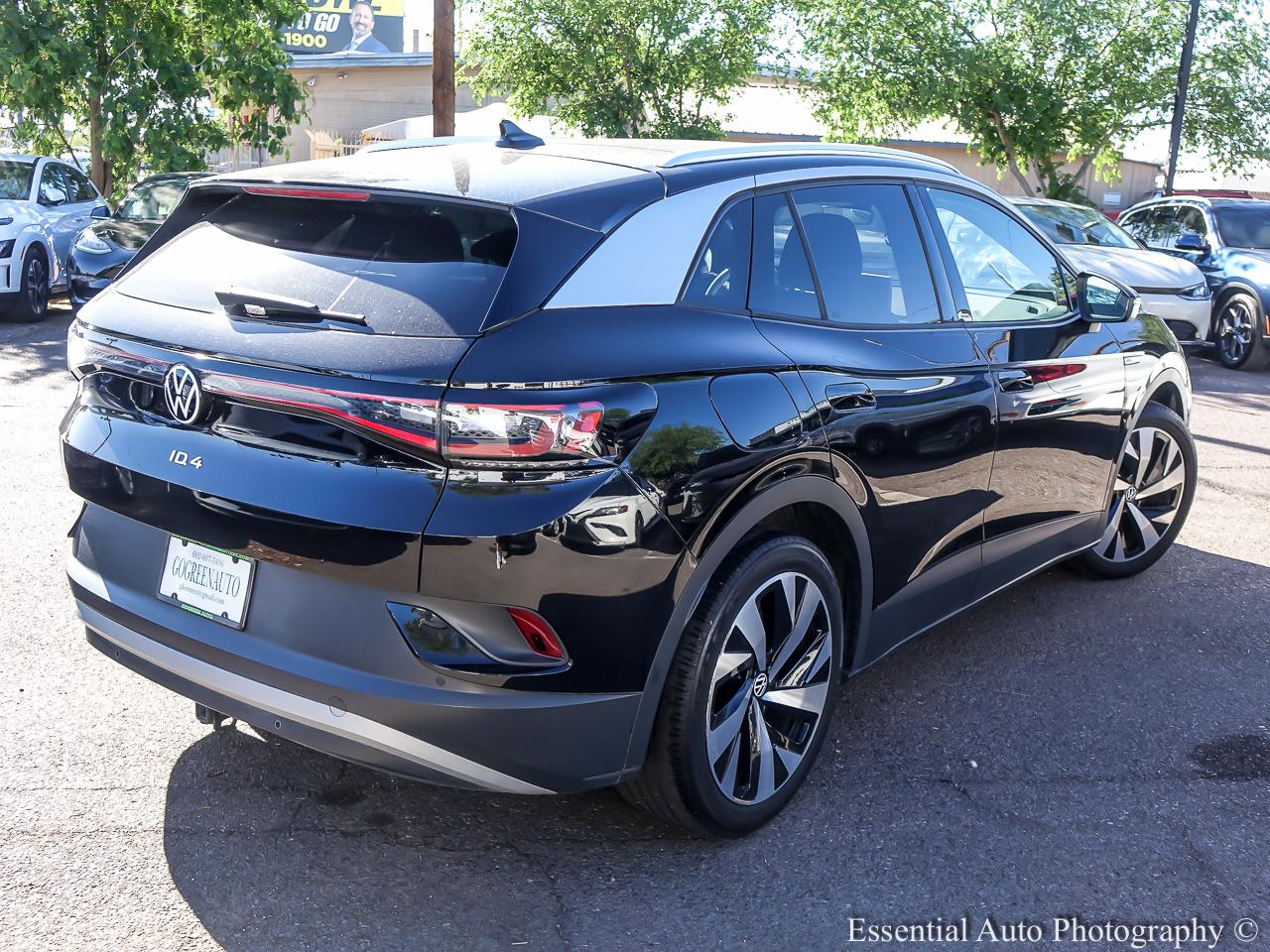 2021 Volkswagen ID.4 1st Edition 4D SUV - Black exterior view 6
