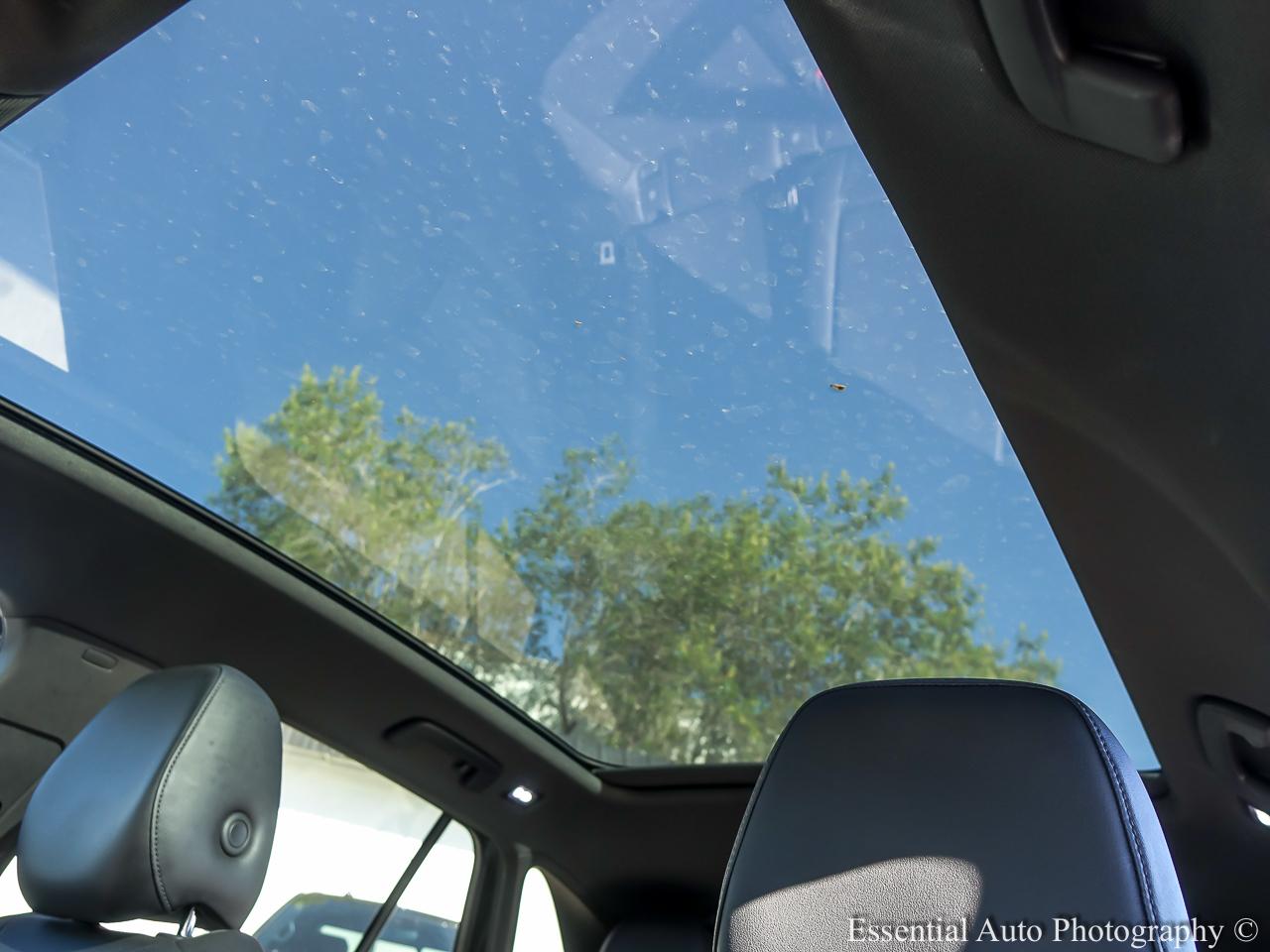 2021 Volkswagen ID.4 1st Edition 4D SUV - Black exterior view 8