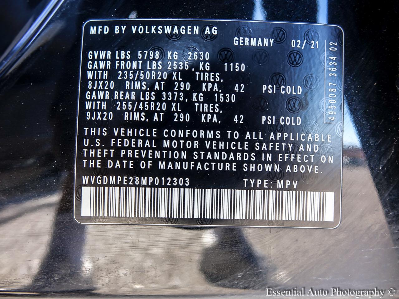 2021 Volkswagen ID.4 1st Edition 4D SUV - Black exterior view 18