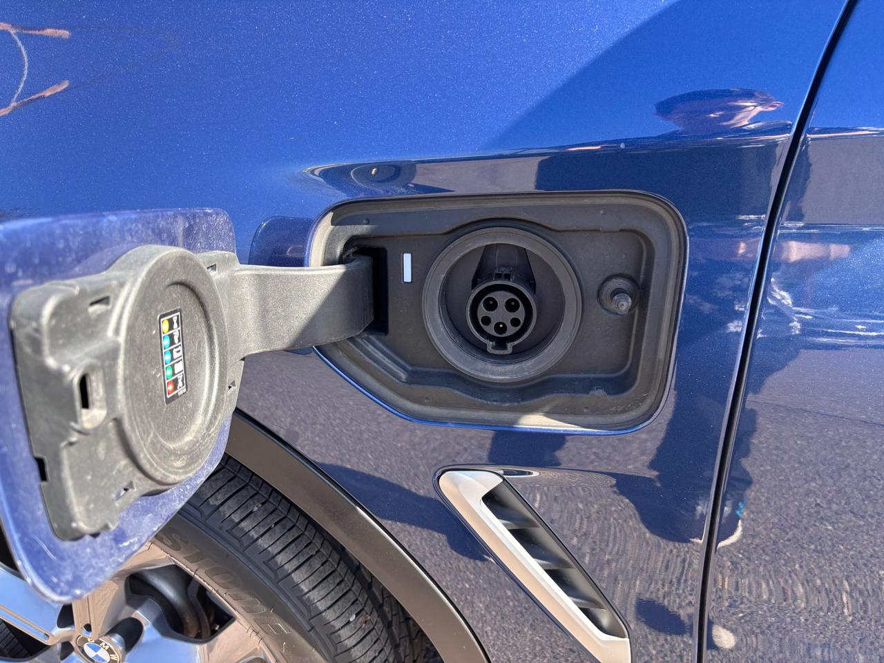 2020 BMW X3 XDrive30e 4D SAV - Blue exterior view 16