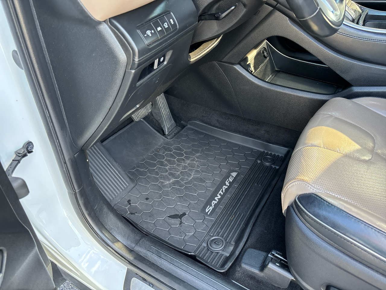 Hyundai Santa Fe SEL w/Premium Package 2021 Hyundai Santa Fe SEL w/Premium Package 2021