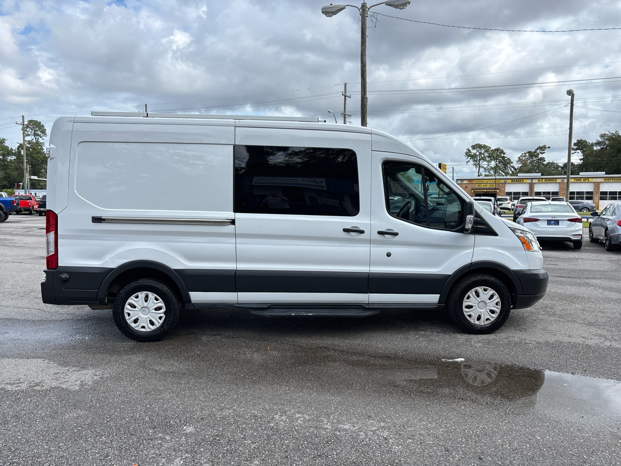 Ford Transit 250 Van Med. Roof w/Sliding Pass. 148-in. WB 2018 Ford Transit 250 Van Med. Roof w/Sliding Pass. 148-in. WB 2018