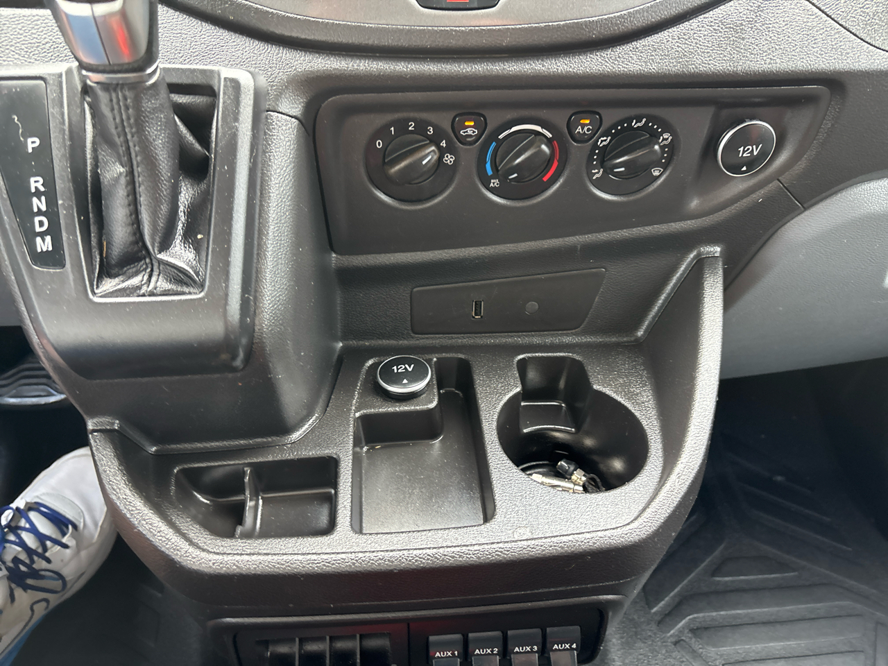 Ford Transit 250 Van Med. Roof w/Sliding Pass. 148-in. WB 2018 Ford Transit 250 Van Med. Roof w/Sliding Pass. 148-in. WB 2018