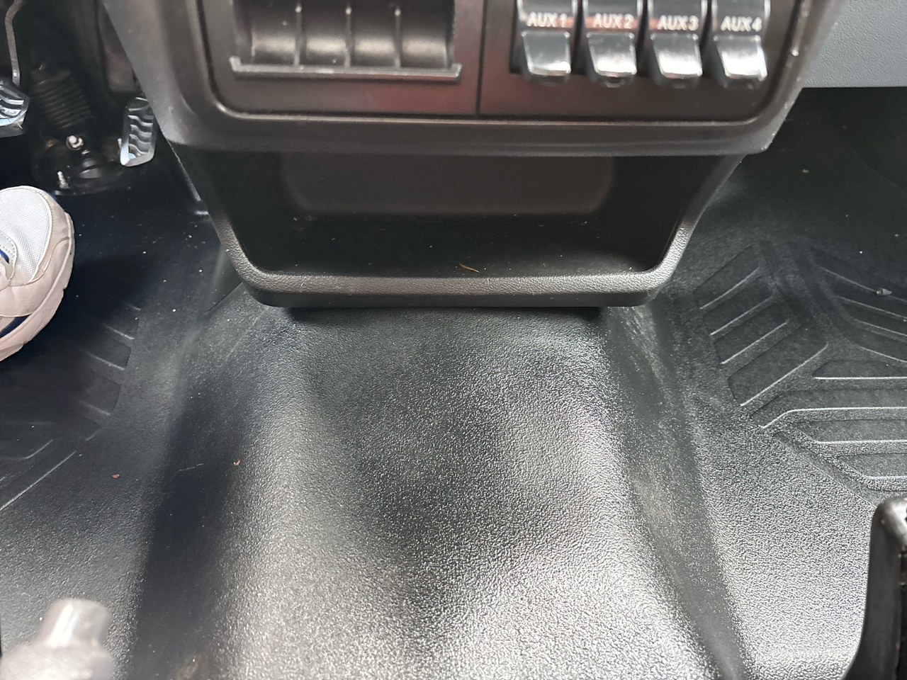 Ford Transit 250 Van Med. Roof w/Sliding Pass. 148-in. WB 2018 Ford Transit 250 Van Med. Roof w/Sliding Pass. 148-in. WB 2018