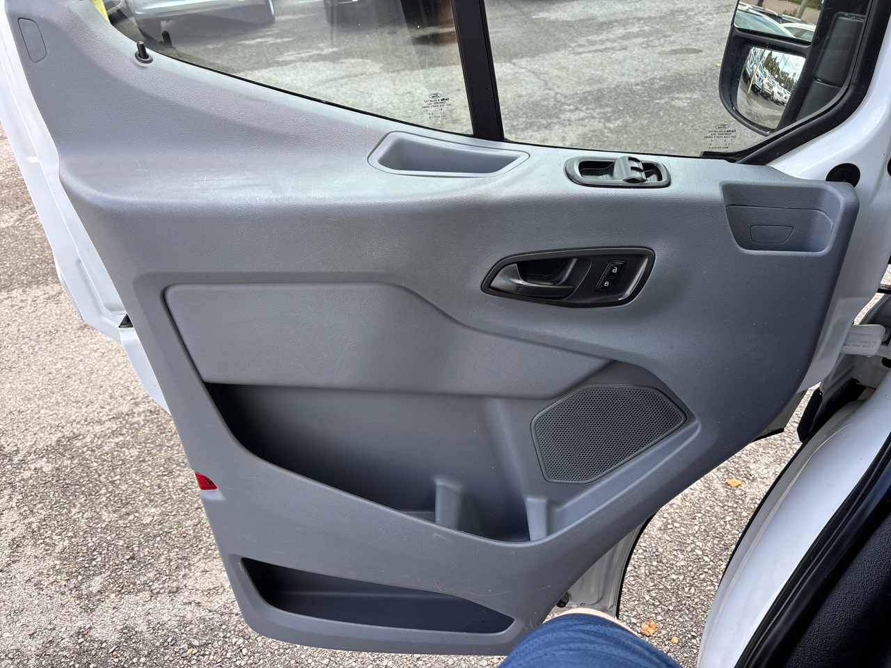 Ford Transit 250 Van Med. Roof w/Sliding Pass. 148-in. WB 2018 Ford Transit 250 Van Med. Roof w/Sliding Pass. 148-in. WB 2018