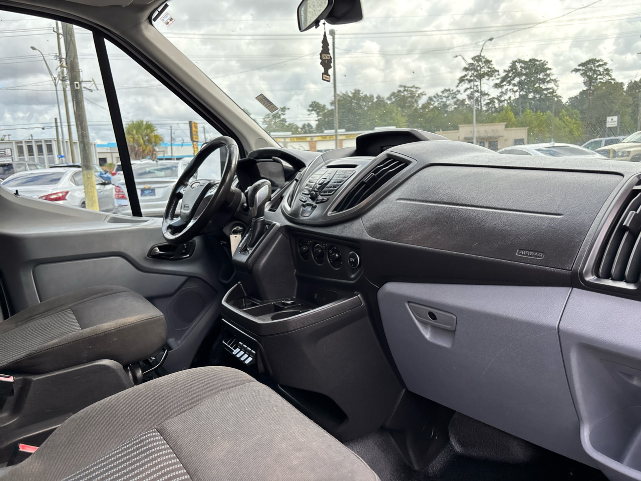Ford Transit 250 Van Med. Roof w/Sliding Pass. 148-in. WB 2018 Ford Transit 250 Van Med. Roof w/Sliding Pass. 148-in. WB 2018