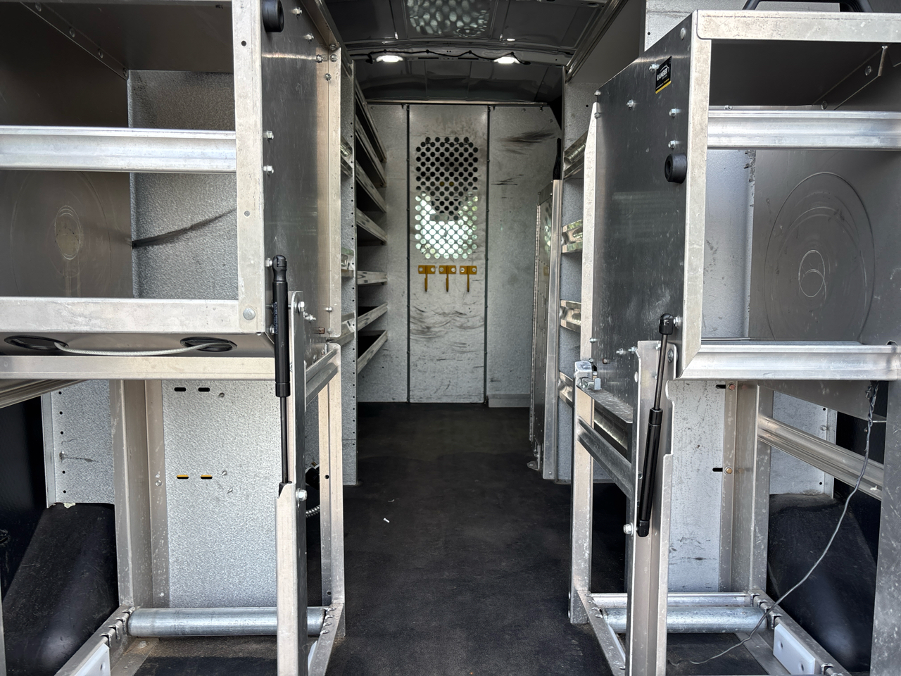 Ford Transit 250 Van Med. Roof w/Sliding Pass. 148-in. WB 2018 Ford Transit 250 Van Med. Roof w/Sliding Pass. 148-in. WB 2018