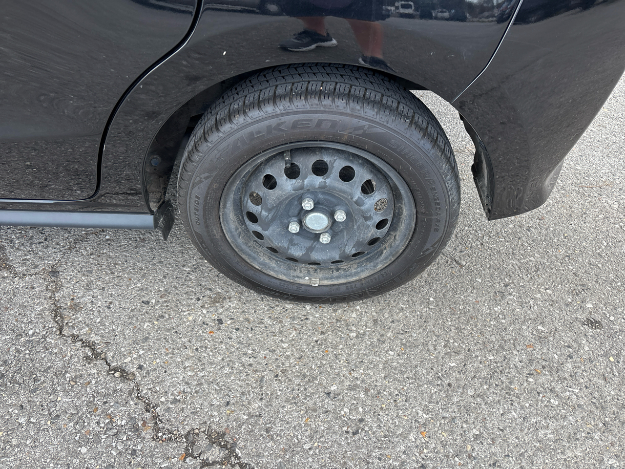 Mitsubishi Mirage ES CVT 2024