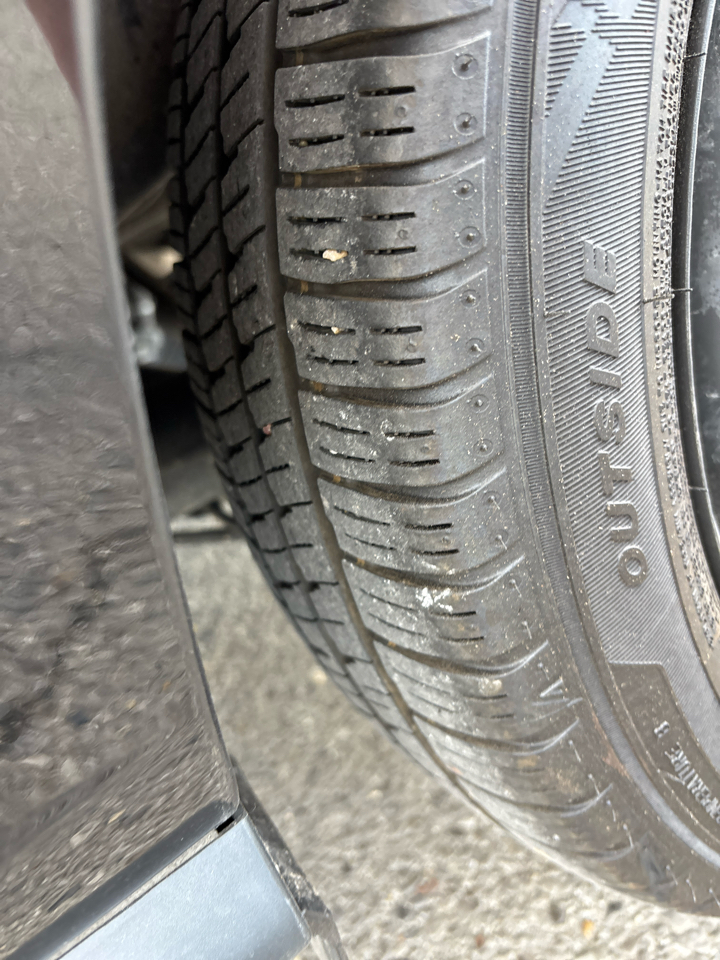 Mitsubishi Mirage ES CVT 2024