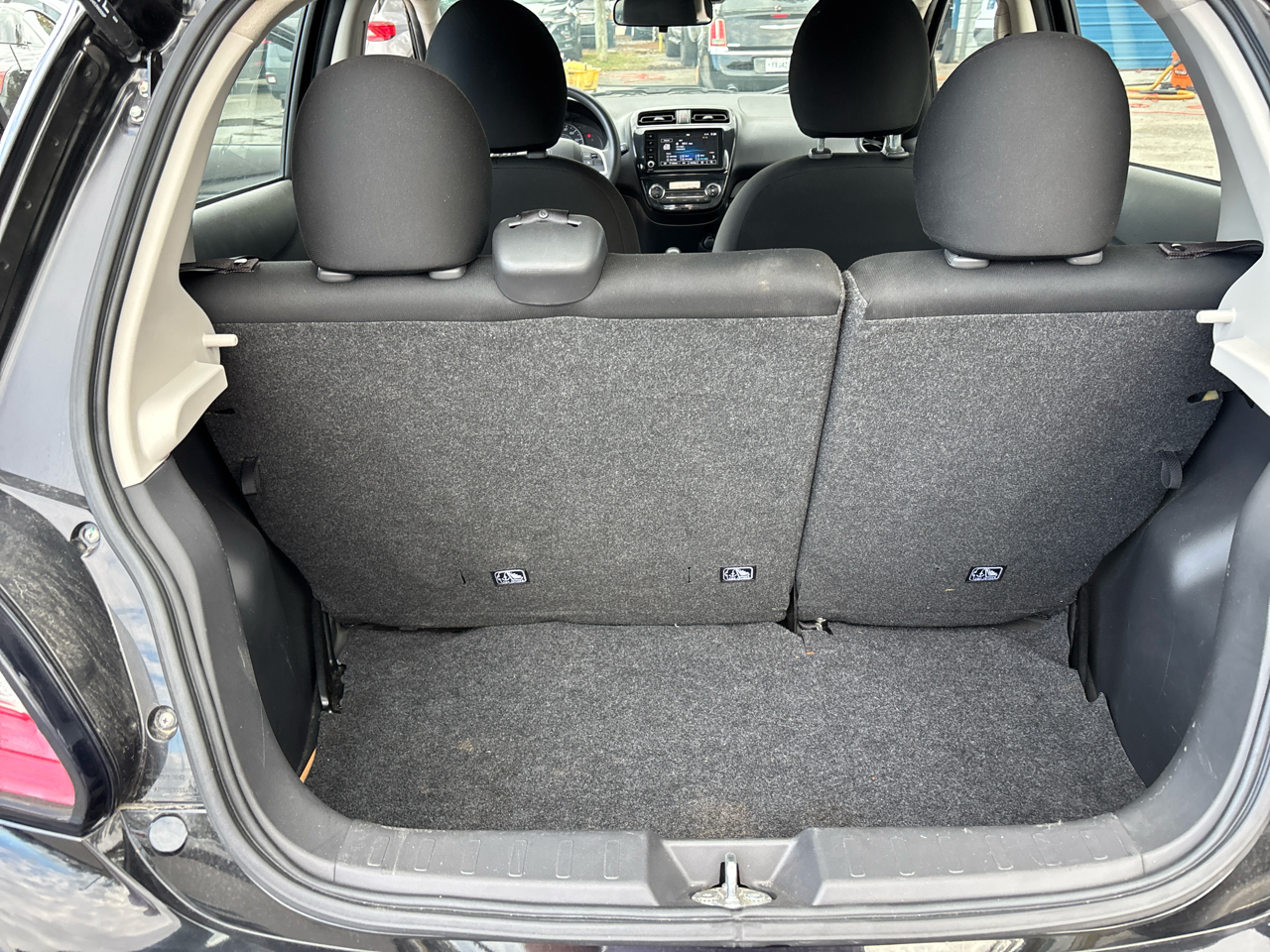 Mitsubishi Mirage ES CVT 2024