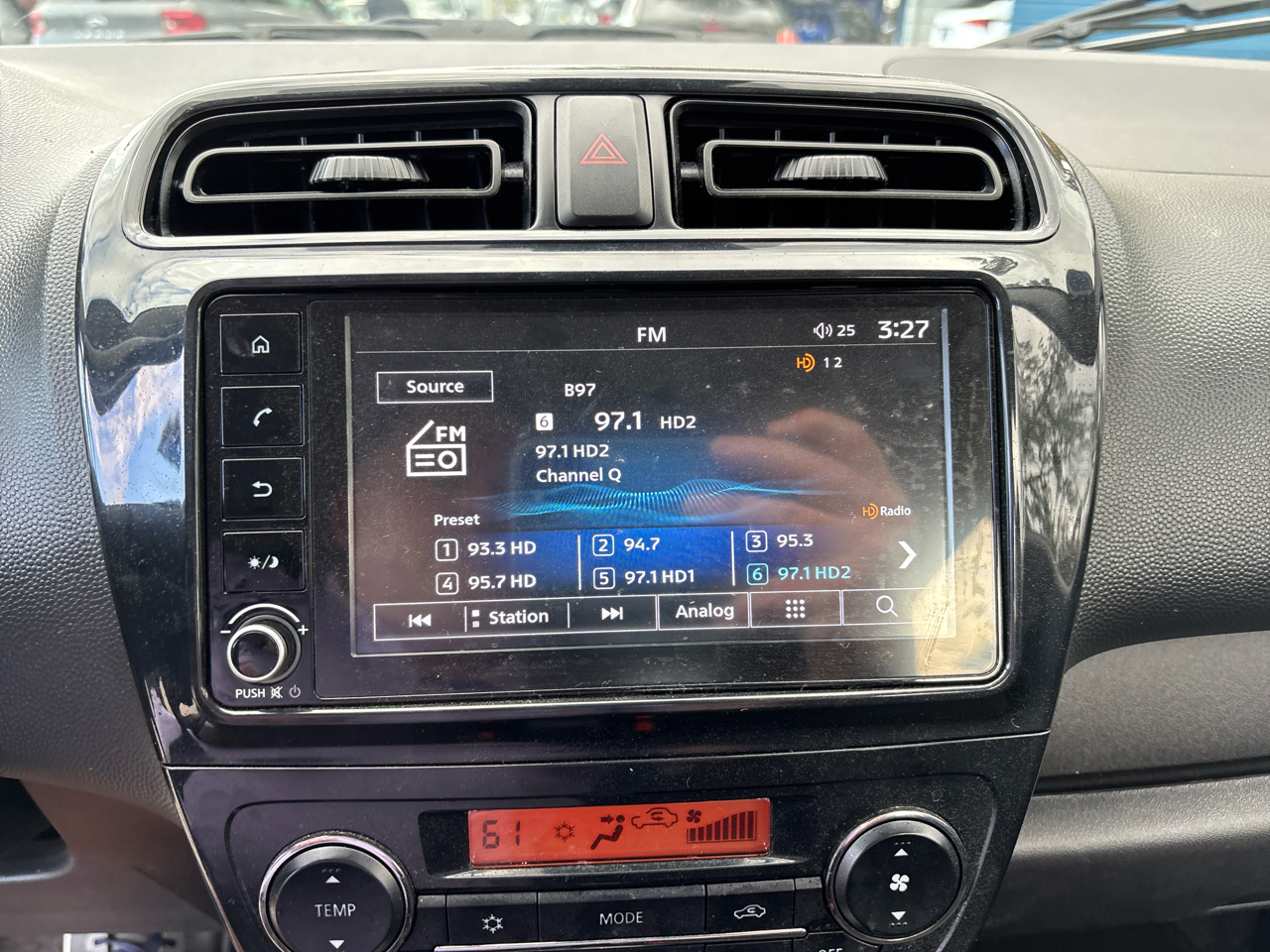 Mitsubishi Mirage ES CVT 2024